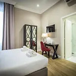 Emma Small Luxury 2*