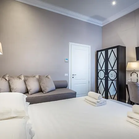 Emma Small Luxury 2* פירנצה