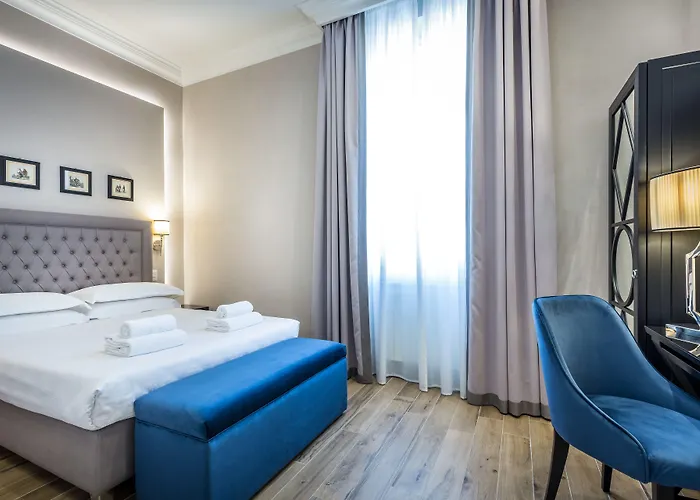Emma Small Luxury Hotel